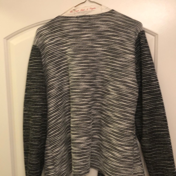 Jacket - Picture 4 of 4